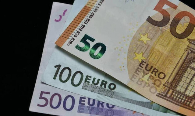 Συντάξεις Μαρτίου 2021: Πότε ξεκινούν οι πληρωμές - Αναλυτικά οι ημερομηνίες για όλα τα Ταμεία