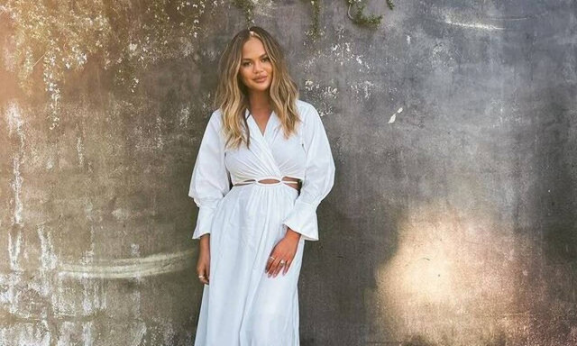 Δύσκολες στιγμές για την Chrissy Teigen: Το χειρουργείο που έκανε