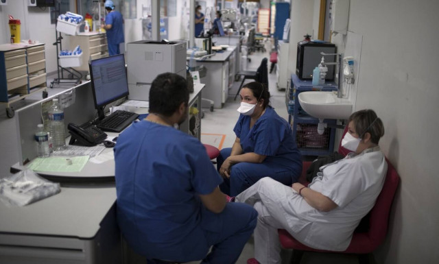 Κορονοϊός - Γαλλία: «Δεν υπάρχει, προς το παρόν, ανάγκη για ένα νέο πανεθνικό λοκντάουν»