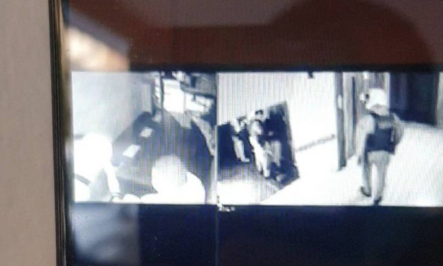 Βίντεο - ντοκουμέντο: Η έφοδος της ΕΛ.ΑΣ. σε κορονοπάρτι στην Κυψέλη με 42 καλεσμένους