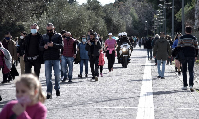 Τα μέτρα που εξετάζονται για την Αττική – Απαγόρευση κυκλοφορίας από τις 6 τα Σαββατοκύριακα