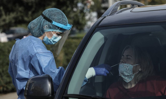 Lockdown - Κεραμέως για σχολεία: Καμία εισήγηση για κλείσιμο τους