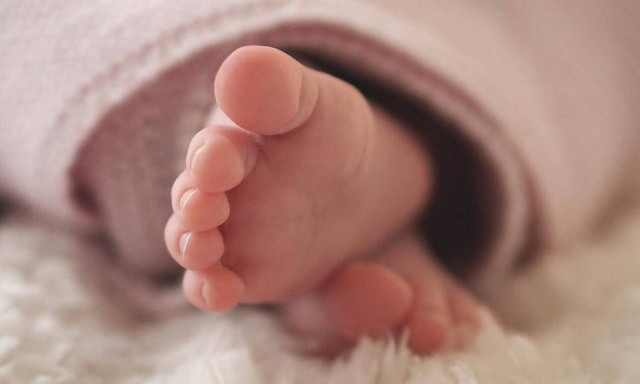 Κρήτη: Θετικό στον κορονοϊό βρέφος έξι μηνών – Σε καραντίνα 53 μαθητές