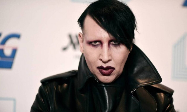 Μέριλιν Μάνσον: Σοκάρουν οι καταγγελίες για τον τραγουδιστή – Είχε «δωμάτιο βιασμού» στο σπίτι του