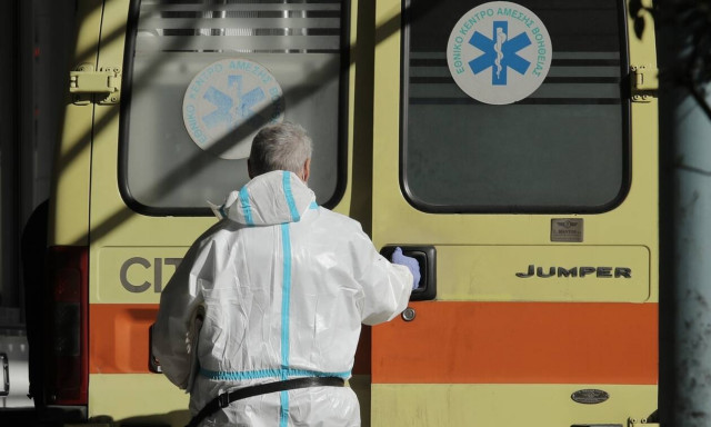 Πάτρα: 10χρονος και βρέφος 2 μηνών νοσηλεύονται με κορονοϊό - Ανησυχία για την έξαρση της πανδημίας