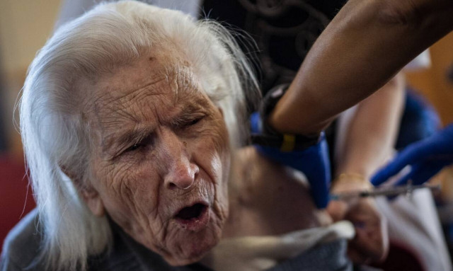 Κορονοϊός - Ισπανία: Περιορίζει το εμβόλιο της AstraZeneca στους κάτω των 55 ετών