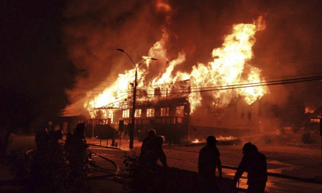 Χιλή: Επεισόδια μετά τον θάνατο νεαρού καλλιτέχνη του δρόμου από σφαίρα αστυνομικού