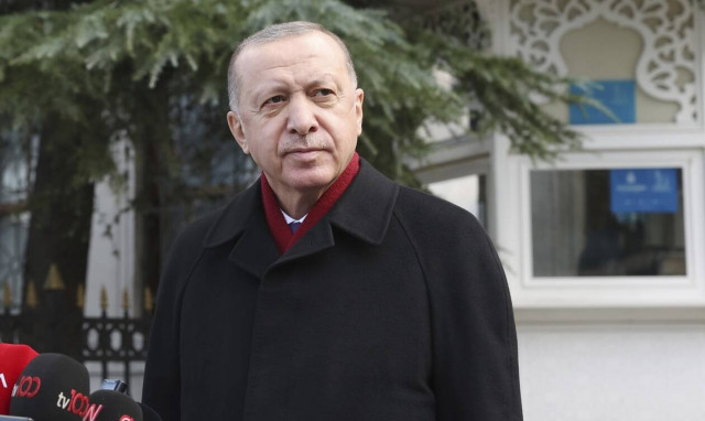 Σόου Ερντογάν: Μας βάζουν τρικλοποδιά - Δεν κατάφεραν να μας λυγίσουν στο Αιγαίο, την Αν. Μεσόγειο