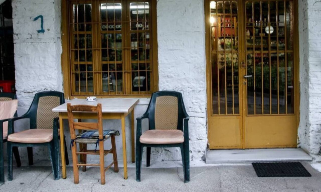 Κρήτη: «Καμπάνα» σε δυο καταστήματα στο Ηράκλειο