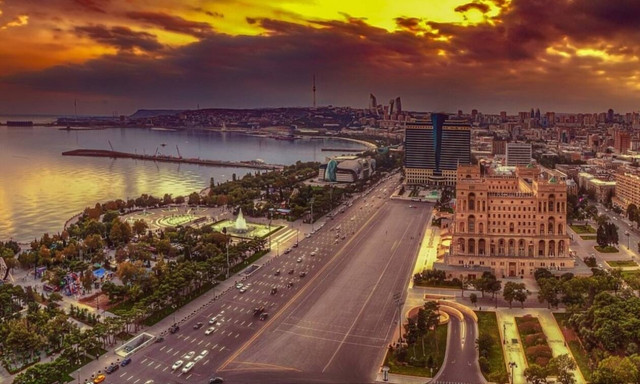 Αζερμπαϊτζάν: Ταξίδι στον Καύκασο και τις ακτές της Κασπίας