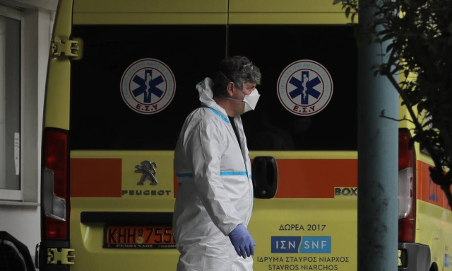 Greece confirms 638 new coronavirus cases on Monday, 25 deaths; 276 in ICUs