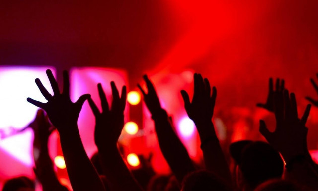 Κορονοπάρτι - Θεσσαλονίκη: Το διαμέρισμα έγινε κλαμπάκι - Στο πόδι η ΕΛ.ΑΣ. για παρόμοια περιστατικά