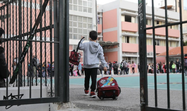Μετάλλαξη κορονοϊού: Τι ισχύει για παιδιά που νοσούν με μεταλλαγμένο στέλεχος 