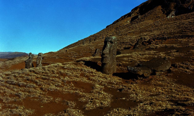 Άρχισαν εμβολιασμοί στο covid free Νησί του Πάσχα