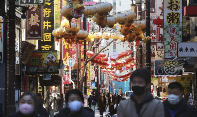 Έρευνα ΠΟΥ στην Κίνα: Απίθανο να ξεκίνησε η πανδημία από εργαστήριο - «Αθώοι» νυχτερίδες, παγκολίνοι