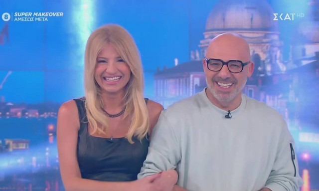 Η Φαίη Σκορδά εισέβαλε στο πλατό του Νίκου Μουτσινά 