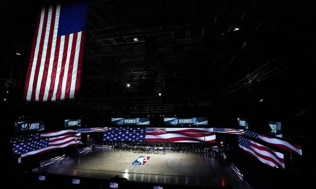 ΝΒΑ: Χωρίς εθνικό ύμνο τα ματς των Μάβερικς – Η πρώτη ομάδα σε όλα τα αθλήματα των ΗΠΑ!