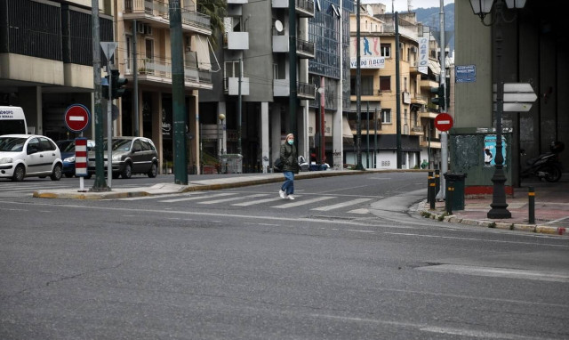 Lockdown στην Αττική: Τέλος το click away - Πώς θα λειτουργεί από σήμερα το λιανικό εμπόριο