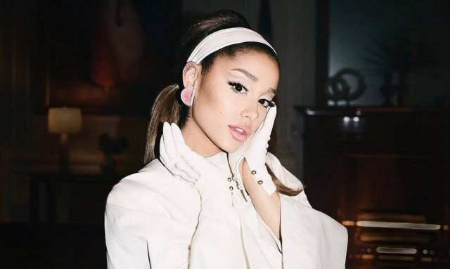 Ariana Grande: H sexy φωτό της έκανε το Instagram να παραμιλάει