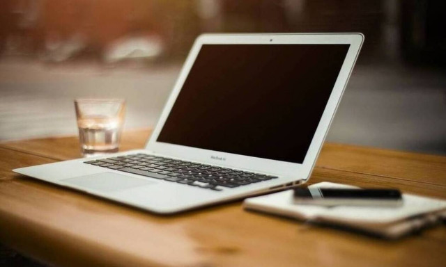 Lockdown: Επιστροφή στην τηλεκπαίδευση για τους μαθητές της Αττικής