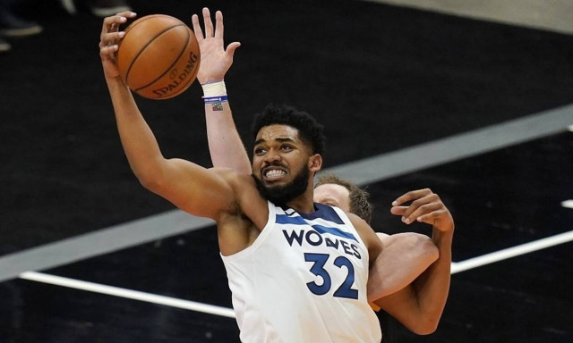 Κορονοϊός: Συγκλονίζει ο Τάουνς - «Υπήρχαν τρομακτικές νύκτες, ήμουν περίπτωση υψηλού κινδύνου»