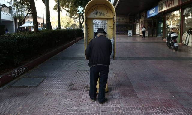 Lockdown – Εξαδάκτυλος: Τον Νοέμβριο χρειάστηκαν τέσσερις εβδομάδες για την πρώτη άρση μέτρων