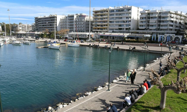 Lockdown: Σε καραντίνα Εύβοια, Αχαΐα - Ποιες περιοχές «βάφτηκαν» κόκκινες - Τι ισχύει από σήμερα