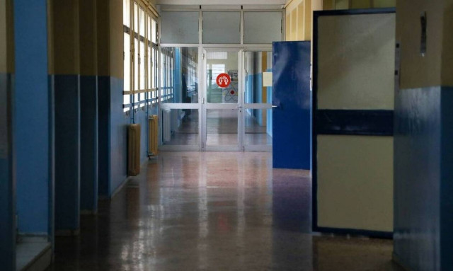 Αποπλάνηση 13χρονου μαθητή: Σε κατ’οίκον περιορισμό η καθηγήτρια - Διαφωνία ανακριτή και εισαγγελέα