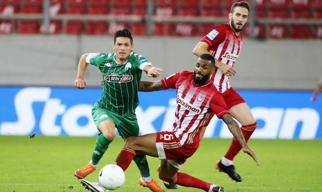 Παναθηναϊκός – Ολυμπιακός: «Βλέπουν» ενδεκάδα οι νέοι, «μέσα» ο Εμβιλά – Οι αποστολές για το ντέρμπι