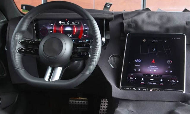 Mε «αέρα» από S-Class το ταμπλό της νέας Mercedes C-Class (vid)