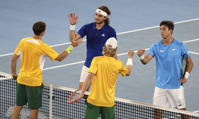 Κορονοϊός: Θετικός ο Περβολαράκης - «Οι συνθήκες είναι απαράδεκτες» (photos)