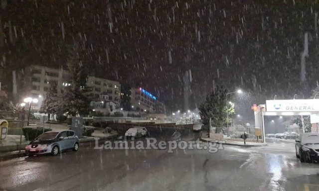 Κακοκαιρία: Κυκλώνει την Λαμία η «Μήδεια»