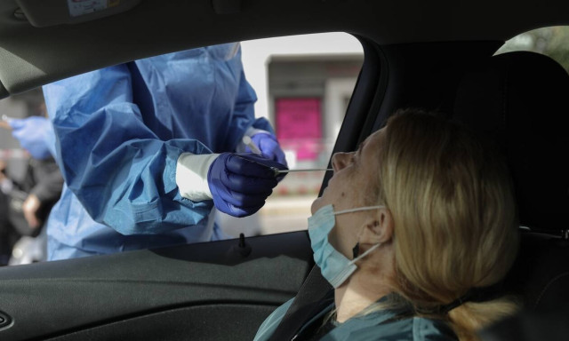 Σαρηγιάννης - Κορονοϊός: Στην κορυφή της επιδημιολογικής καμπύλης η Αττική – Πότε θα δούμε κάμψη