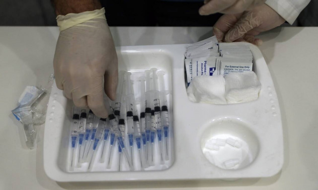 Κορονοϊός - Ισραήλ: Το εμβόλιο της Pfizer «νικά» τον ιό - Μείωση 94% των συμπτωματικών φορέων 