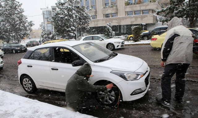 Κακοκαιρία «Μήδεια»: Συστάσεις για αλυσίδες στην Κηφισίας