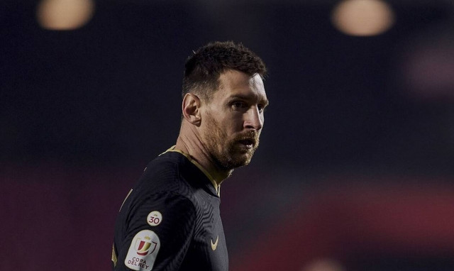 Champions League: Άγριο «κράξιμο» - «Άσε κάτω τον Μέσι, κλέφτη!» (video) 