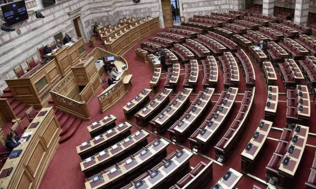 Απαλλαγή από την καταβολή μισθωμάτων το Μάρτιο και δημιουργία Family Offices προβλέπει τροπολογία 