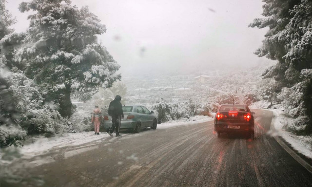 Κακοκαιρία «Μήδεια»: Προβλήματα στο οδικό δίκτυο Αχαΐας, Αιτωλοακαρνανίας και Κορινθίας