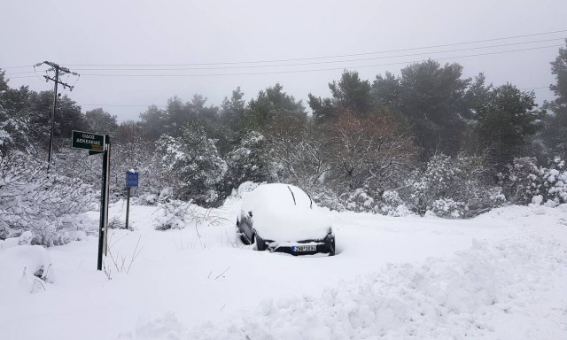 Κακοκαιρία «Μήδεια» - Πέτσας: Προσοχή! Σφοδρή χιονόπτωση μετά τις 7 - 8 το βράδυ