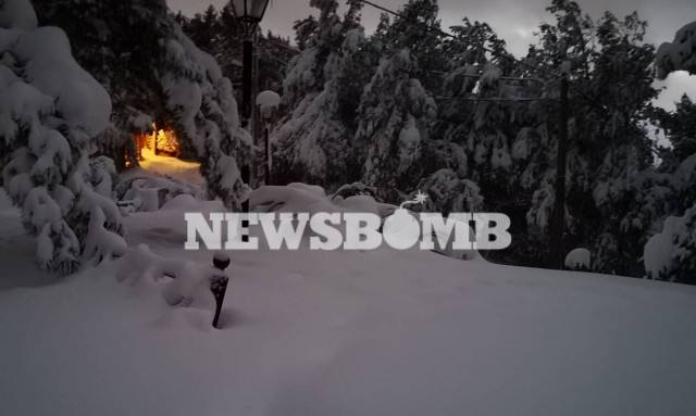 Κακοκαιρία «Μήδεια»: Σε απόγνωση οι κάτοικοι στα Βόρεια Προάστια - Πάνω από 20 ώρες χωρίς ρεύμα