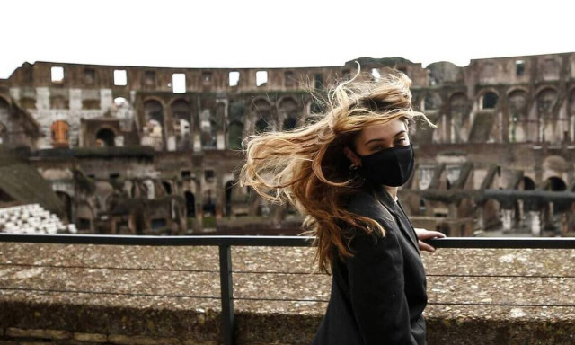 Κορoνοϊός - Ιταλία: Πάνω από 10.000 τα νέα κρούσματα - 336 νέοι θάνατοι 