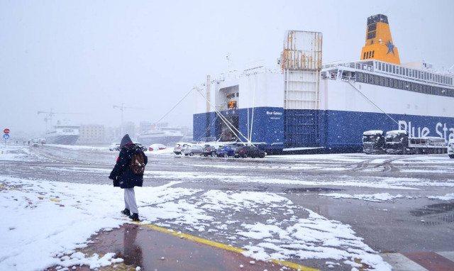 Κακοκαιρία «Μήδεια»: Πού βρίσκεται σε ισχύ το απαγορευτικό απόπλου;