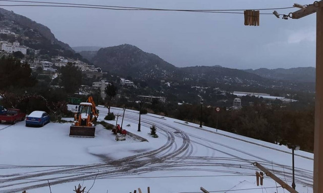 Η κακοκαιρία «Μήδεια» ταλαιπωρεί την Κρήτη: Πού καταγράφονται προβλήματα