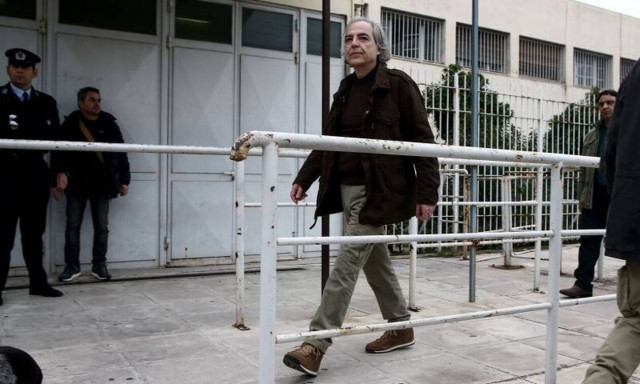 Πολιτικές αντιδράσεις για τον Κουφοντίνα – Τσακαλώτος και ΚΚΕ ζητούν να εφαρμοστεί ο νόμος