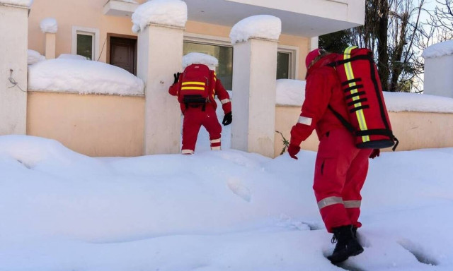 Κακοκαιρία «Μήδεια»: Απεγκλωβισμοί κατοίκων της Αττικής με τη βοήθεια του Ελληνικού Ερυθρού Σταυρού