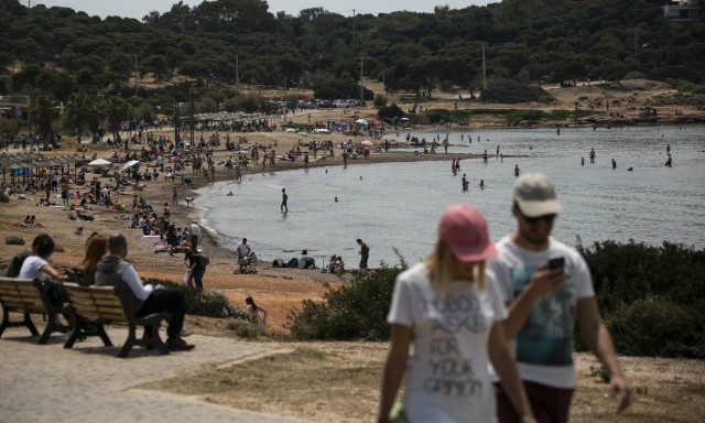 Lockdown: Οι επόμενες μέρες κρίνουν την παράταση στην Αττική – Η ημερομηνία «ορόσημο» για το άνοιγμα