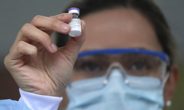 Αποκάλυψη για Pfizer: Είχε κοστολογήσει το εμβόλιο για την ΕΕ στα 54,08 ευρώ τη δόση