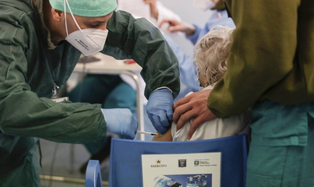 Κορονοϊός - Ιταλία: Στα 15.479 τα κρούσματα  - Ο δείκτης μετάδοσης Rt αυξήθηκε στο 0,99