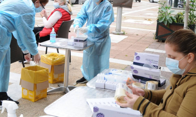 Παγώνη - Βασιλακόπουλος: Καμπανάκι για τις μεταλλάξεις - Τα εμβόλια είναι αποτελεσματικά 