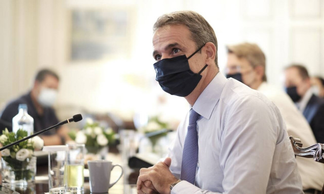 Πονοκέφαλος από την αύξηση των νοσηλειών στην Αττική: Ο σχεδιασμός της κυβέρνησης για το λιανεμπόριο